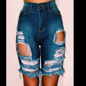 fashion nova Denim ripped shorts